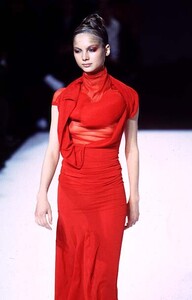 Unknown - Comme des Garcons - Ready-to-Wear - Runway Collection - Women - SS1997 - 4 - 2.jpg