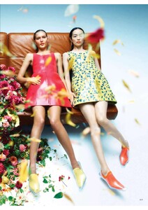 VOGUE - 12.2025_kket_page-0006.jpg