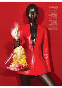 VOGUE - 12.2025_kket_page-0012.jpg