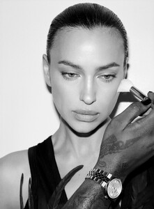 Vogue Fr 12-2025_11.jpg