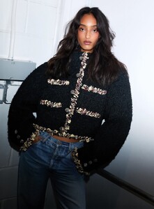 Vogue Fr 12-2025_8.jpg