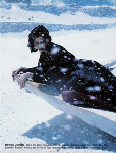 VogueParisNovember1991_124.jpg
