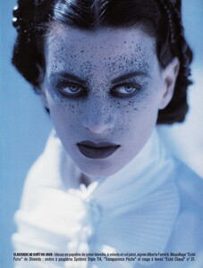 VogueParisNovember1991_125.jpg