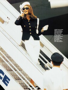 VogueParisNovember1991_151.jpg