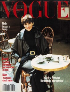 VogueParisOctober1991_001.jpg