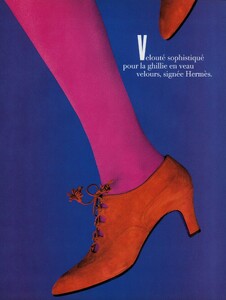 VogueParisOctober1991_137.jpg