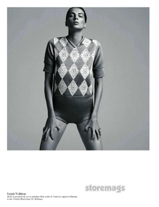 Vogue_France_2012-02-188.png