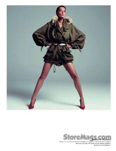 Vogue_France_2012-02-197.png