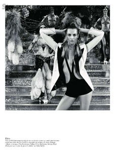 Vogue_France_2012-02-224.png