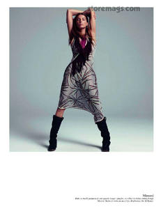 Vogue_France_2012-02-229.png