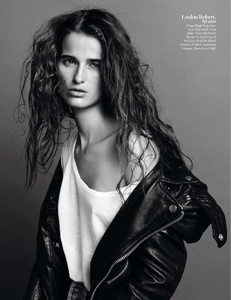 Vogue_France_2012-11-175.png