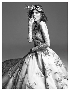 Vogue_France_2012-11-201.png