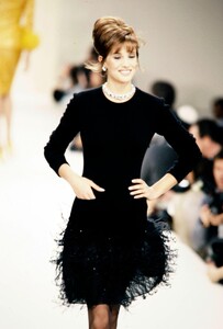 dana douglas os9559.jpg