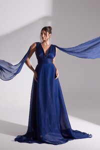 emily-koyu-mavi-klos-gece-elbisesi-a9-e80.jpg