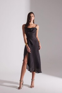 eva-drapeli-askili-gece-elbisesi-adb98a.jpg