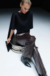 faux-leather-trousers-872-chocolate-7.jpg