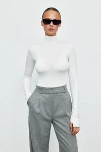 high-neck-jumper-561-1-creame-2.jpg