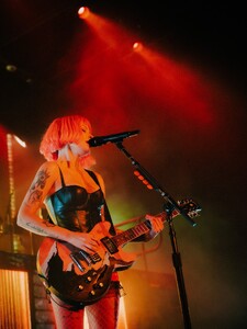 iamhalsey-20251114_194354-7.jpg