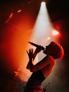 iamhalsey-20251114_194354-9.jpg
