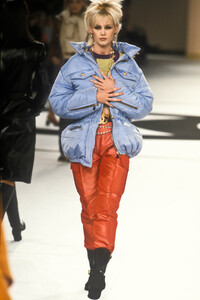 jicky schnee ch9620.jpg