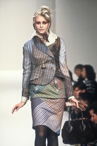 jicky schnee vw9643.jpg