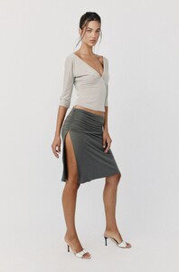 lila-skirt-slate-with-jean-03.jpg