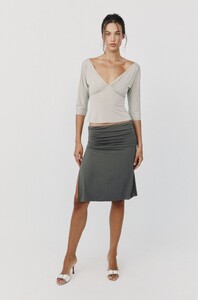 lila-skirt-slate-with-jean-04.jpg