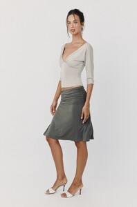 lila-skirt-slate-with-jean-07.jpg