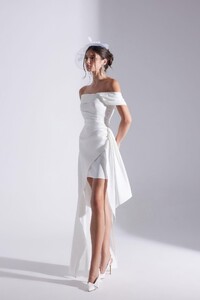 melda-beyaz-asimetrik-saten-elbise-ba-b4c.jpg