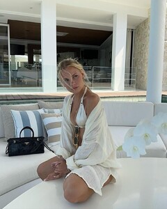 ocean breeze please (1).jpg