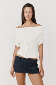 sienna-top-white-with-jean-04.jpg