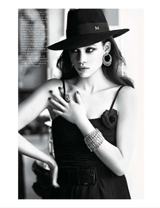 vogue-paris-2012-mai-211.png