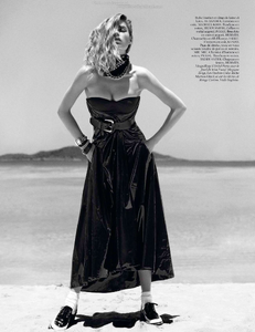 vogue-paris-2012-octobre-320.png