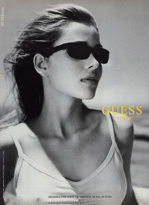 105-MARIECLAIREGR-Jun-2000-GUESS-m.AnaBeatrizBarros-ph.Unk.jpg