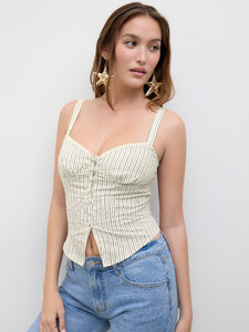 1739936994000-4hkPxQ (1).jpg