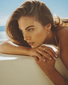 [2021.06.04] isalanaro_195807619_160389522726146_1198146917795190311_n.jpg