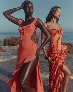 [2025.07.26] houseofcb_525657213_18519597952014945_2314860046401629990_n.jpg