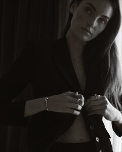 [2025.10.12] celinebethmann_562535286_18363892375158308_3871838799469156754_n.jpg