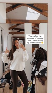 [2025.11.30] helenowen_3777536107421499638.jpg