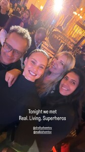 [2025.12.01] barrefaeli_3778332006434771042.jpg