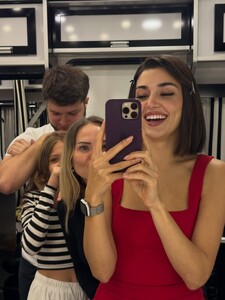 [2025.12.01] handemiyy_587961531_18561521497040050_6806171940468349477_n.jpg