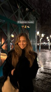 [2025.12.01] idazeile_3778212086904785092.jpg