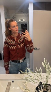 [2025.12.01] katelove_3778525620020846407.jpg