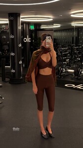 [2025.12.01] kendalljenner_3778161113058732021.jpg