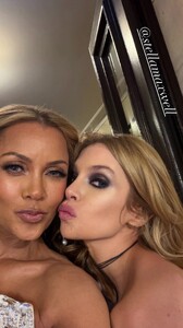 [2025.12.01] stellamaxwell-vanessawilliamsofficial_3778358677334681727.jpg