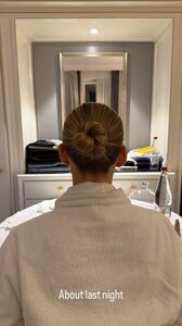 [2025.12.02] barrefaeli_3778824041705031947.jpg