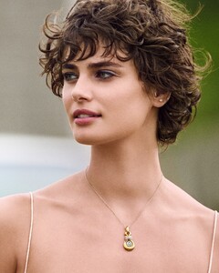 [2025.12.03] taylor_hill_590411128_18548437030024492_3432537983349853474_n.jpg