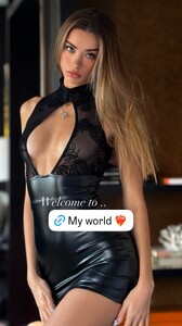 [2025.12.04] lizkovalenkoo_3780347357755070091.jpg