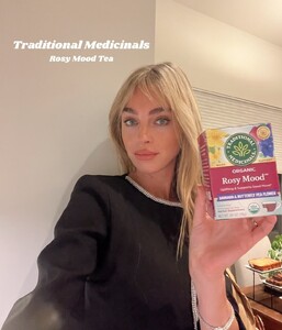 [2025.12.05] elizabethcturner_588648885_18543116695052750_6273219831001754557_n.jpg