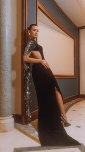 [2025.12.05] nina_DR5PZlOEn4e.jpg